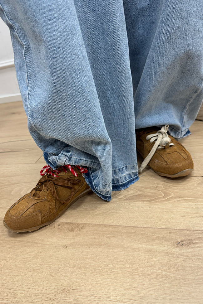 Sneakers cuoio con lacci bicolore - Divine Follie