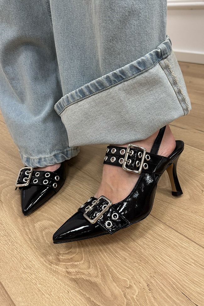 Décolleté slingback nere in naplak con fibbie - Ovyè