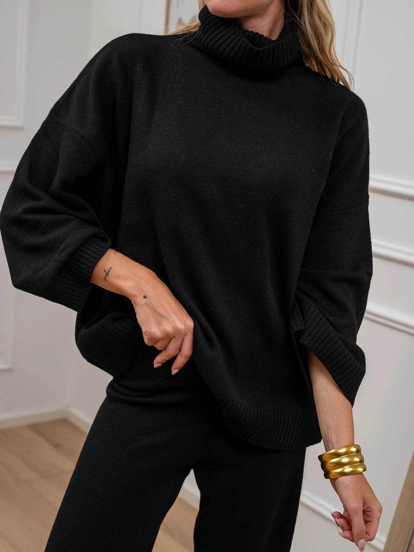 Dolcevita basic nero oversize - Kontatto