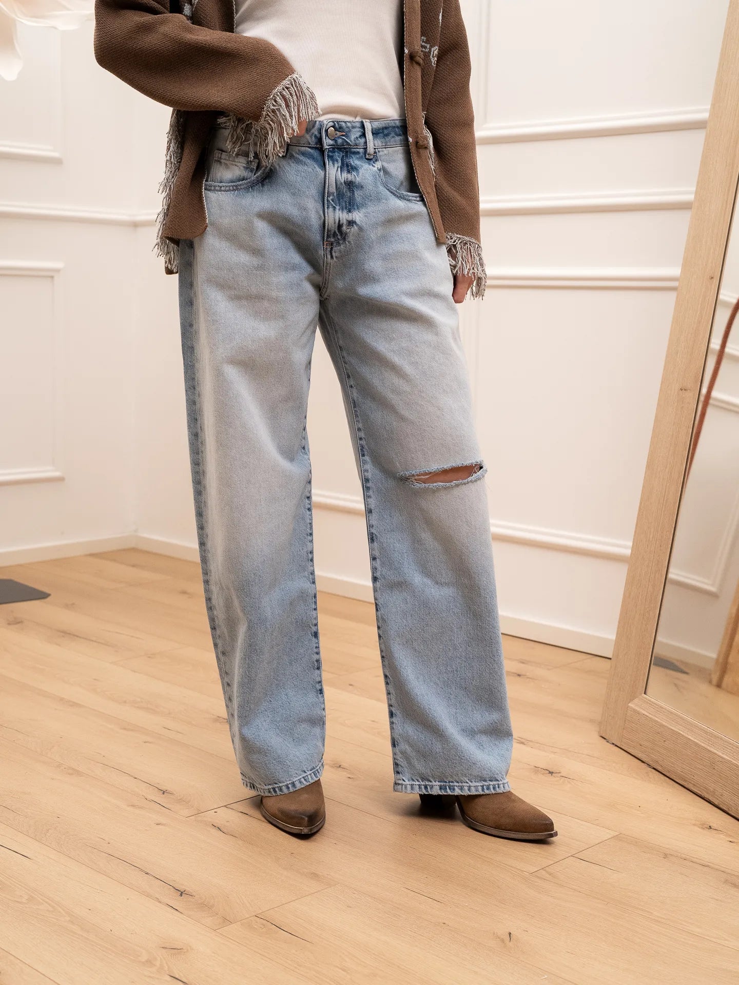 Jeans Bea sky taglio vivo sul ginocchio - Icon Denim