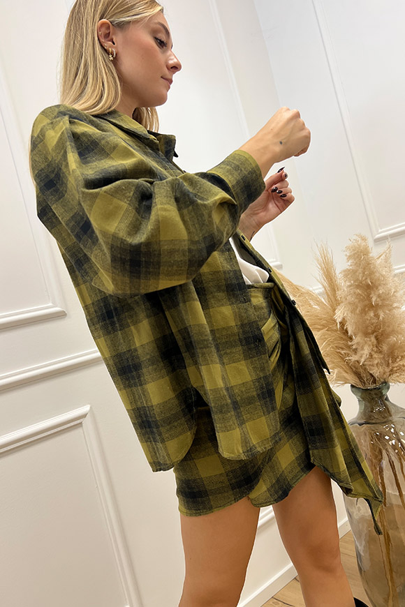 Haveone - Camicia oversize check militare e nera