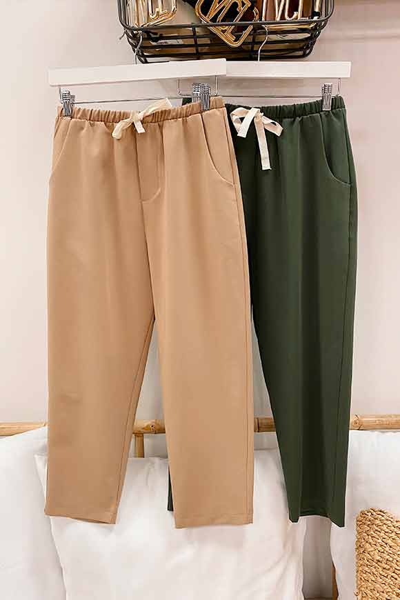 Vicolo - Pantaloni sigaretta con coulisse verdi militare