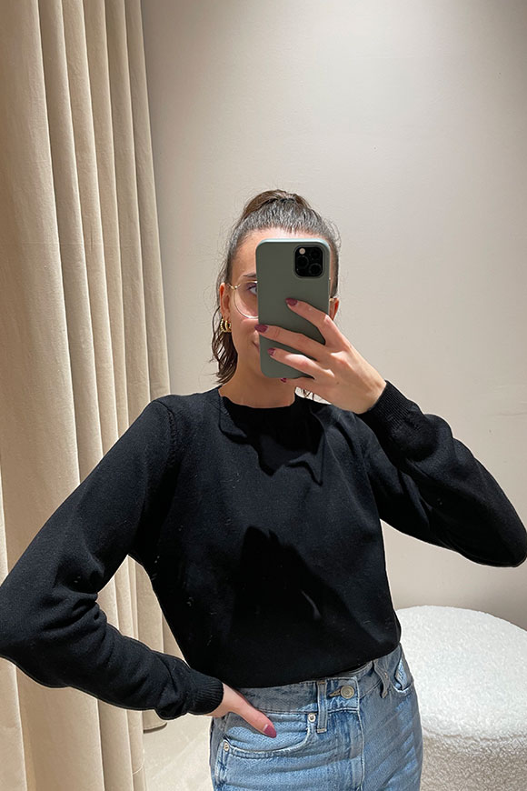 Vicolo - Basic black crop sweater