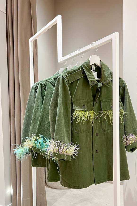 Tensione In - Military shirt jacket with light blue and lime feathers