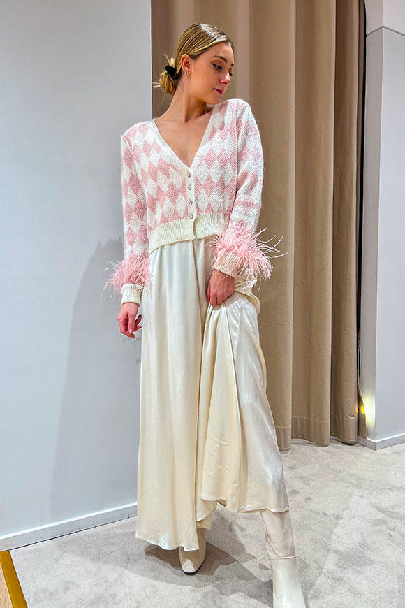 Tensione In - Pink, cream cardigan with jewel buttons and feathers on the sleeve