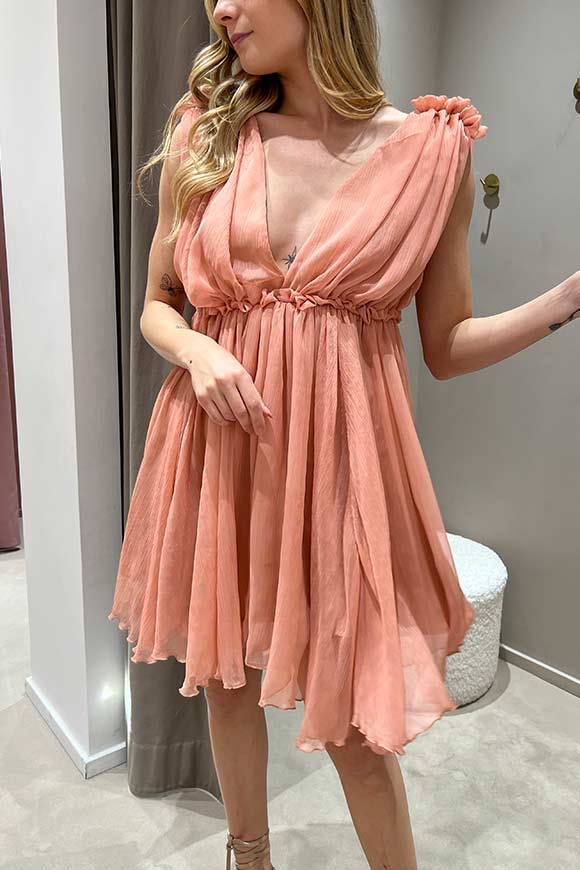 Vicolo - Vestito blush corto in georgette con riccioli