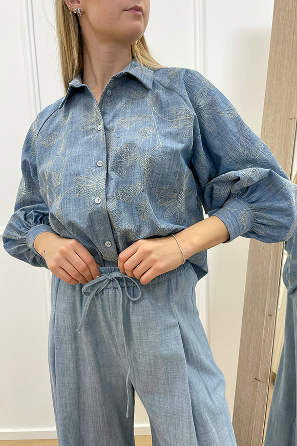 Vicolo - Camicia in chambray con ricami sabbia