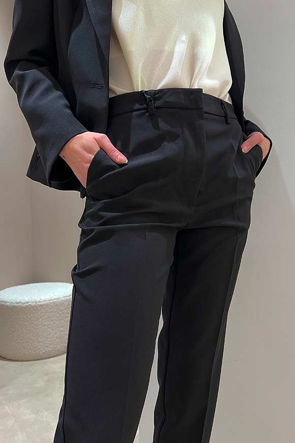 Vicolo - Black tailored cigarette trousers with america pocket