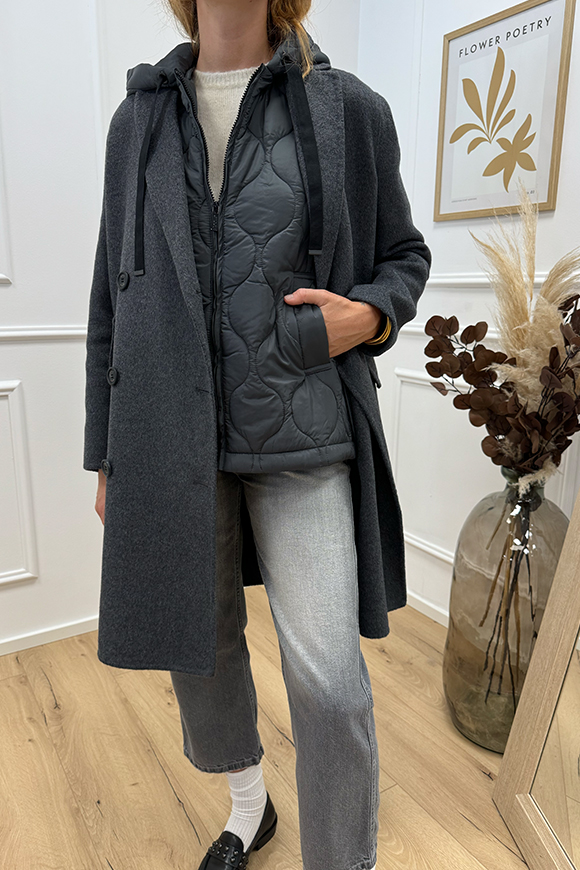 Vicolo - Cappotto doppiopetto grigio antracite con gilet trapuntato