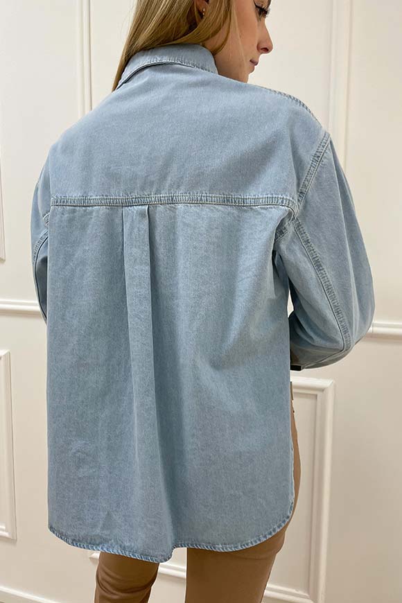 Haveone - Camicia in denim chiaro irregolare