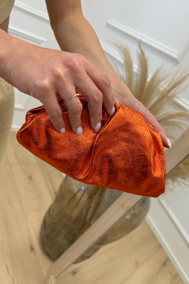 Calibro Shop - Borsa clutch mini arancio in pelle laminata