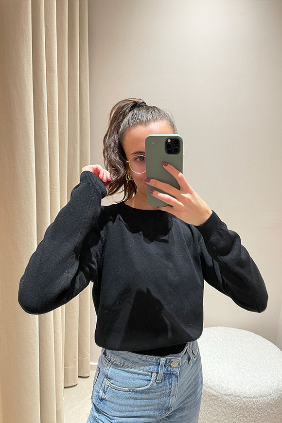 Vicolo - Basic black crop sweater