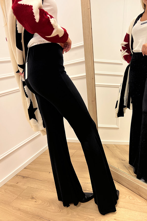 So Allure - Pantaloni neri a zampa in jersey