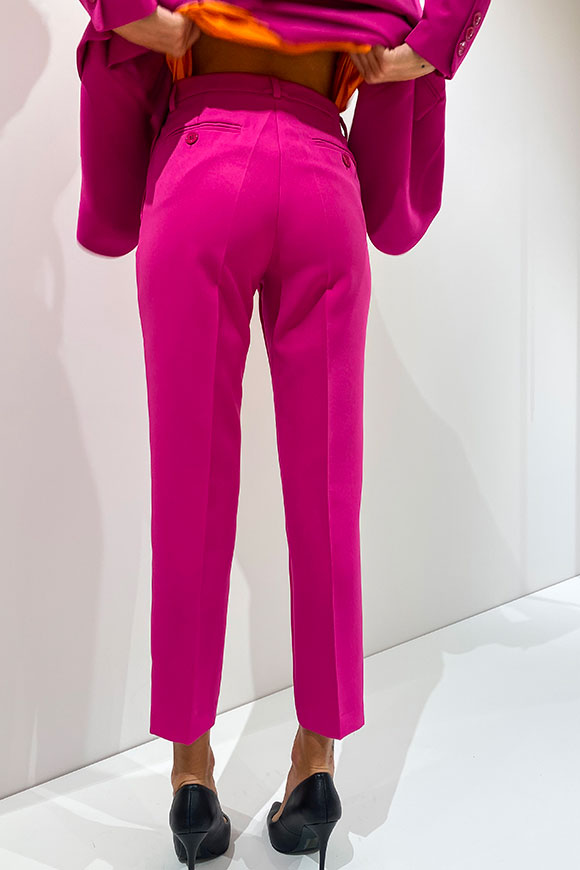 Vicolo - Magenta cigarette trousers in technical fabric