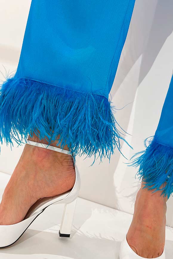 Vicolo - Turquoise pajama-style trousers with feathers on the bottom