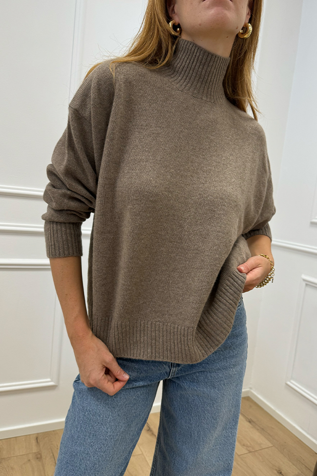 Vicolo - Maglia tortora collo cratere in cashmere e lana