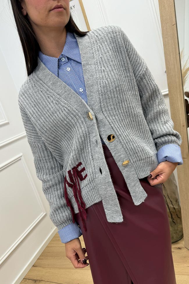 Vicolo - Cardigan grigio ricamo "Love"