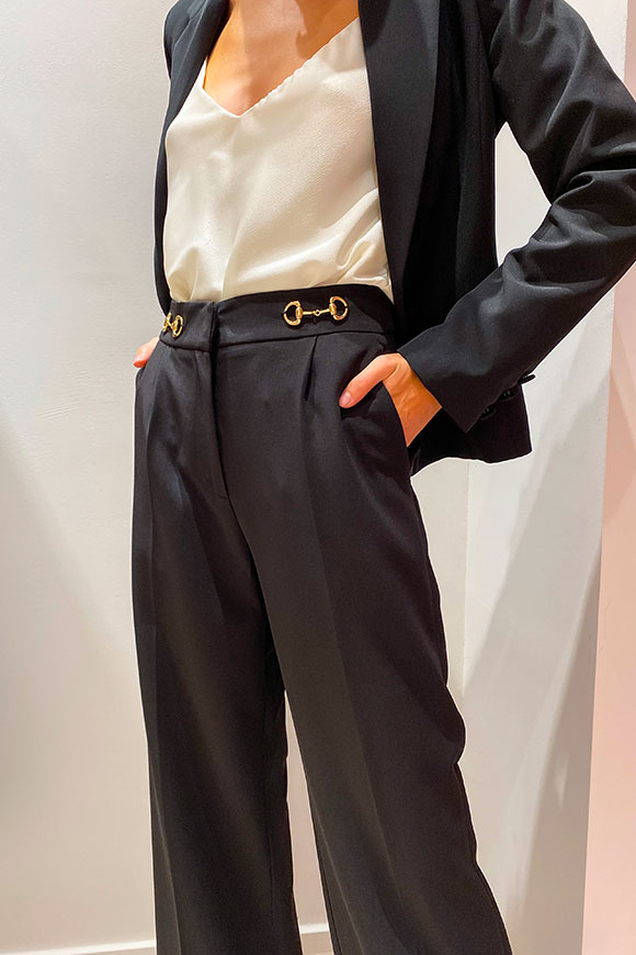 Vicolo - Black palazzo pants with golden clamps