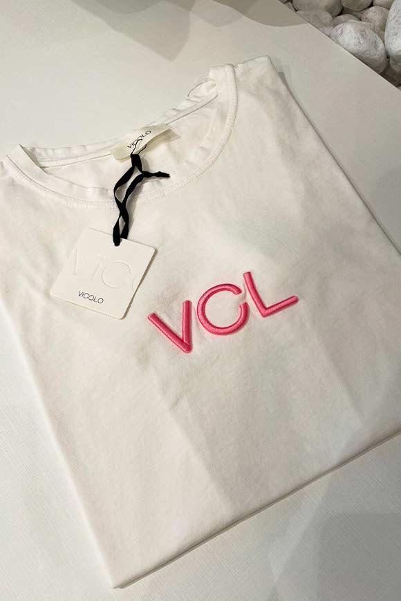 Vicolo - T shirt bianca ricamo "VCL" rosa