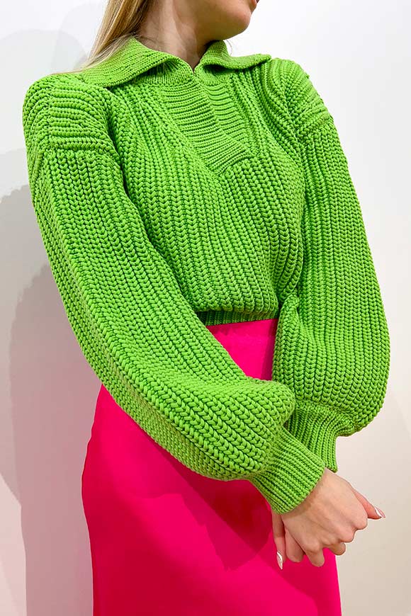 Vicolo - Polo-style green grain of rice sweater