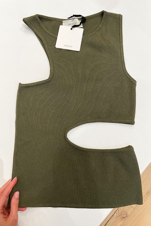 Vicolo - Top in maglia verde militare cut out