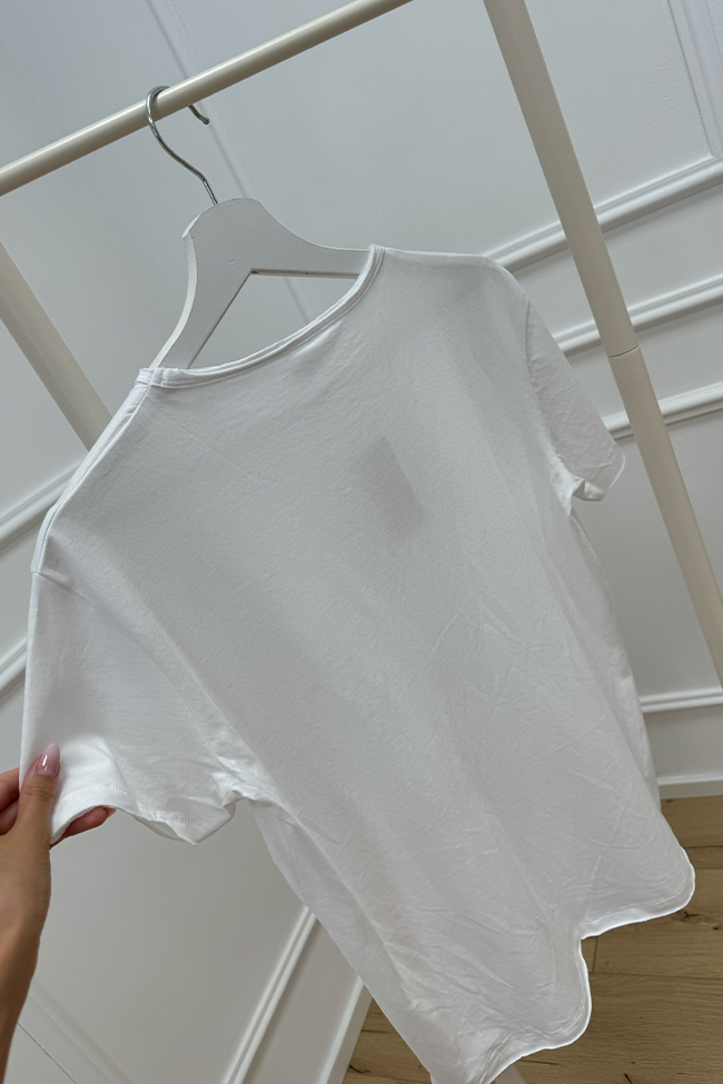 Calibro Shop - T shirt basic bianca con bordi ondulati