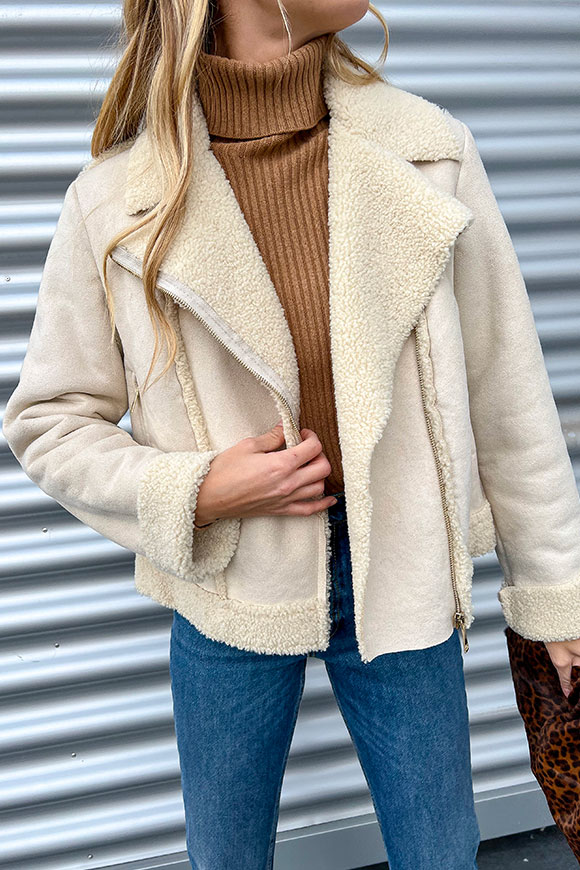 Tensione In - Sheep-style shearling milk jacket