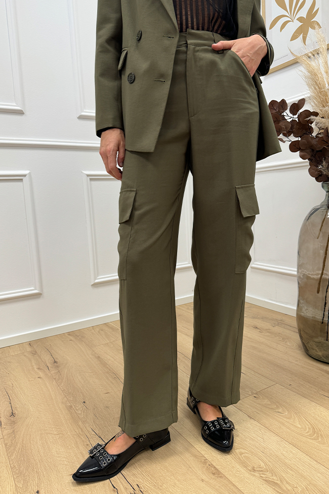 So Allure - Pantaloni cargo verdi militari in tencel