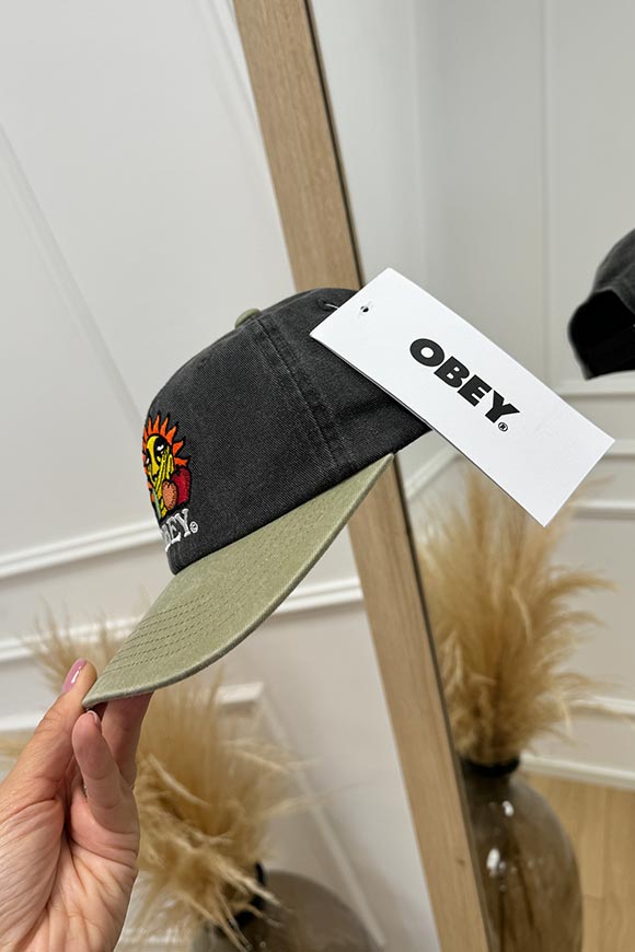 Obey - Cappello tesa cachi e patch fruits con logo