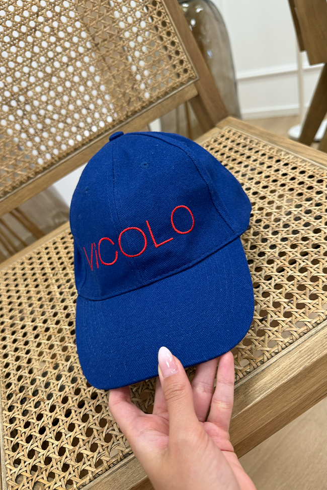 Vicolo - Cappello blu con ricamo logo rosso