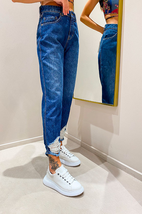 Vicolo - Jeans Sienna lavaggio scuro con strappi sul fondo