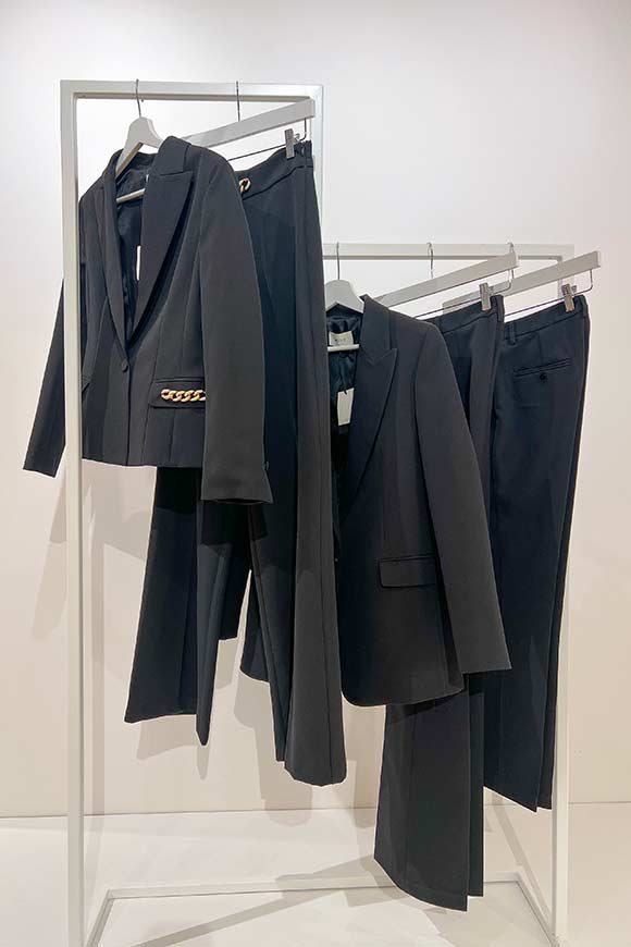 Vicolo - Black tailored trousers flared at the bottom