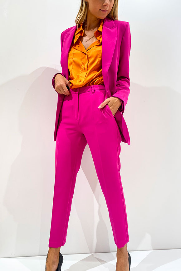 Vicolo - Magenta cigarette trousers in technical fabric