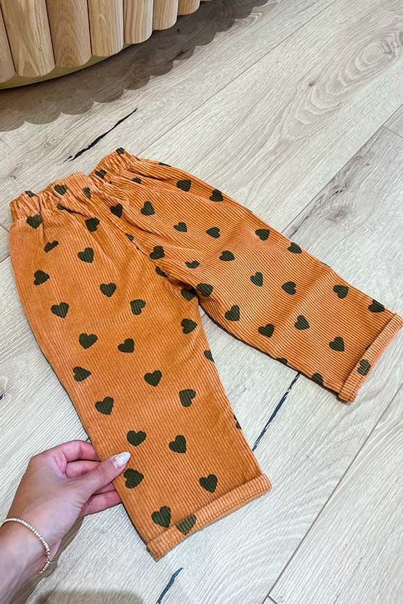 Piupiuchick - Pantaloni baby zucca con cuori verdi