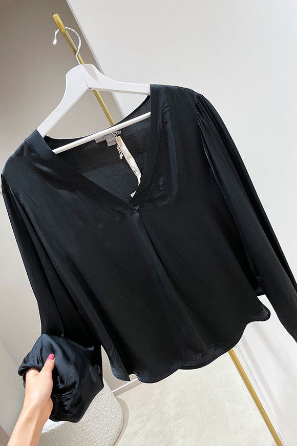 Haveone - Blusa nera con scollo a v e manica palloncino