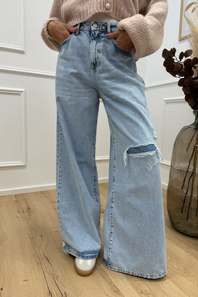 Icon Denim - Jeans Kendall lavaggio chiaro con rotture