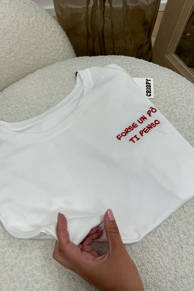 Crispy - T shirt bianca "Forse un pò ti penso" rosso