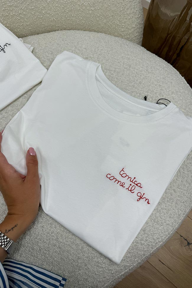 Crispy - T shirt bianca "Tonica come il gin" rosso