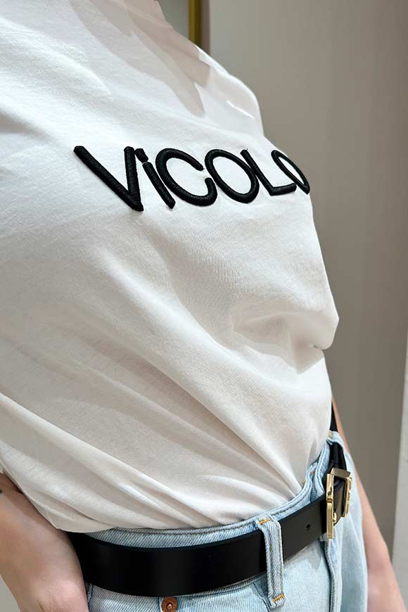 Vicolo - White t-shirt with black embroidered Vicolo logo