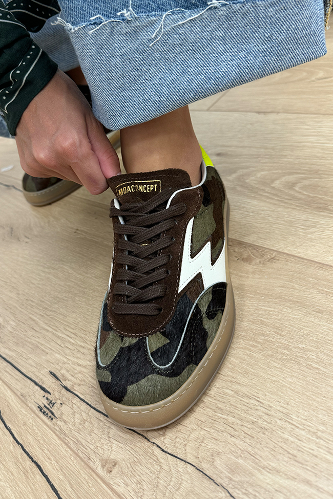 MoaConcept - Sneakers camouflage in cavallino